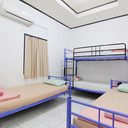 Arjuna Hostel Semarang Luaran gambar