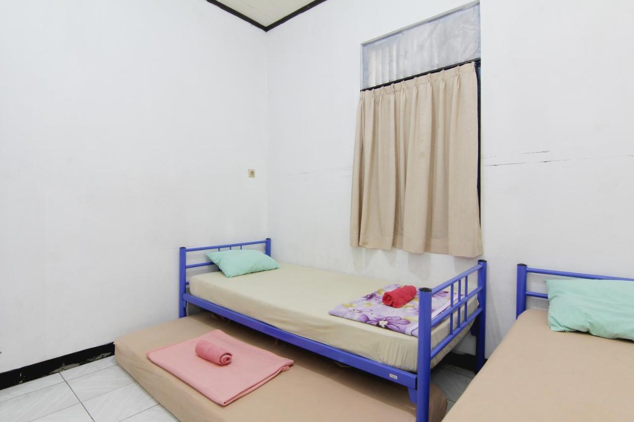 Arjuna Hostel Semarang Luaran gambar