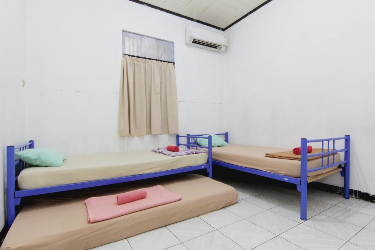 Arjuna Hostel Semarang Luaran gambar