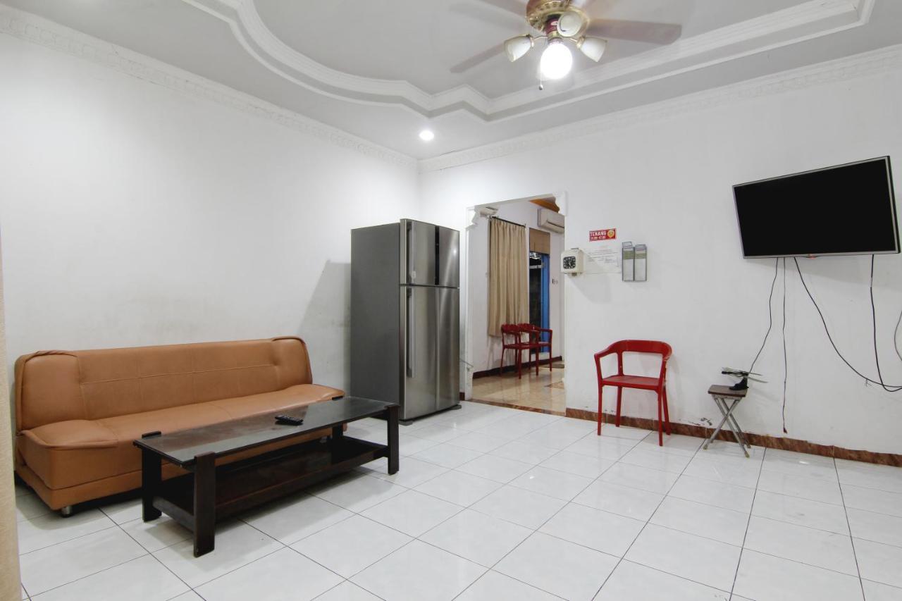 Arjuna Hostel Semarang Luaran gambar